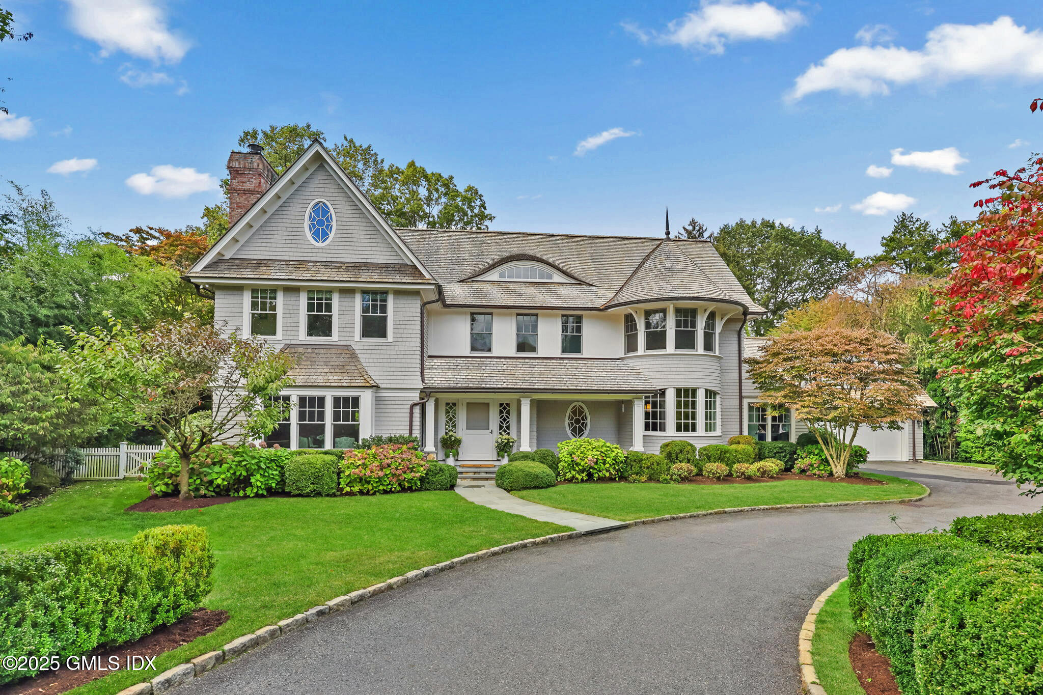 6 Gilliam Lane Riverside, CT 06878 - Photo 2 of 50 large-0199ddd0-aef0-727f-ae21-299f7ee0ea
