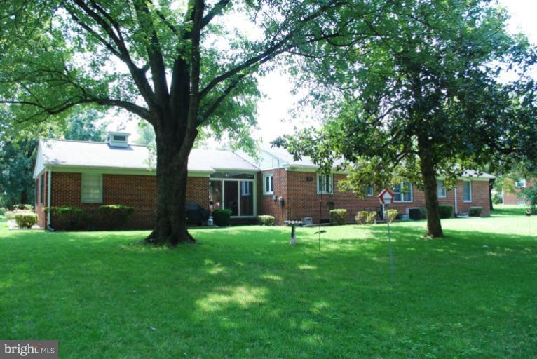530 Forest View Road Linthicum Heights, MD 21090 - Photo 2 of 19 Exterior (Rear)