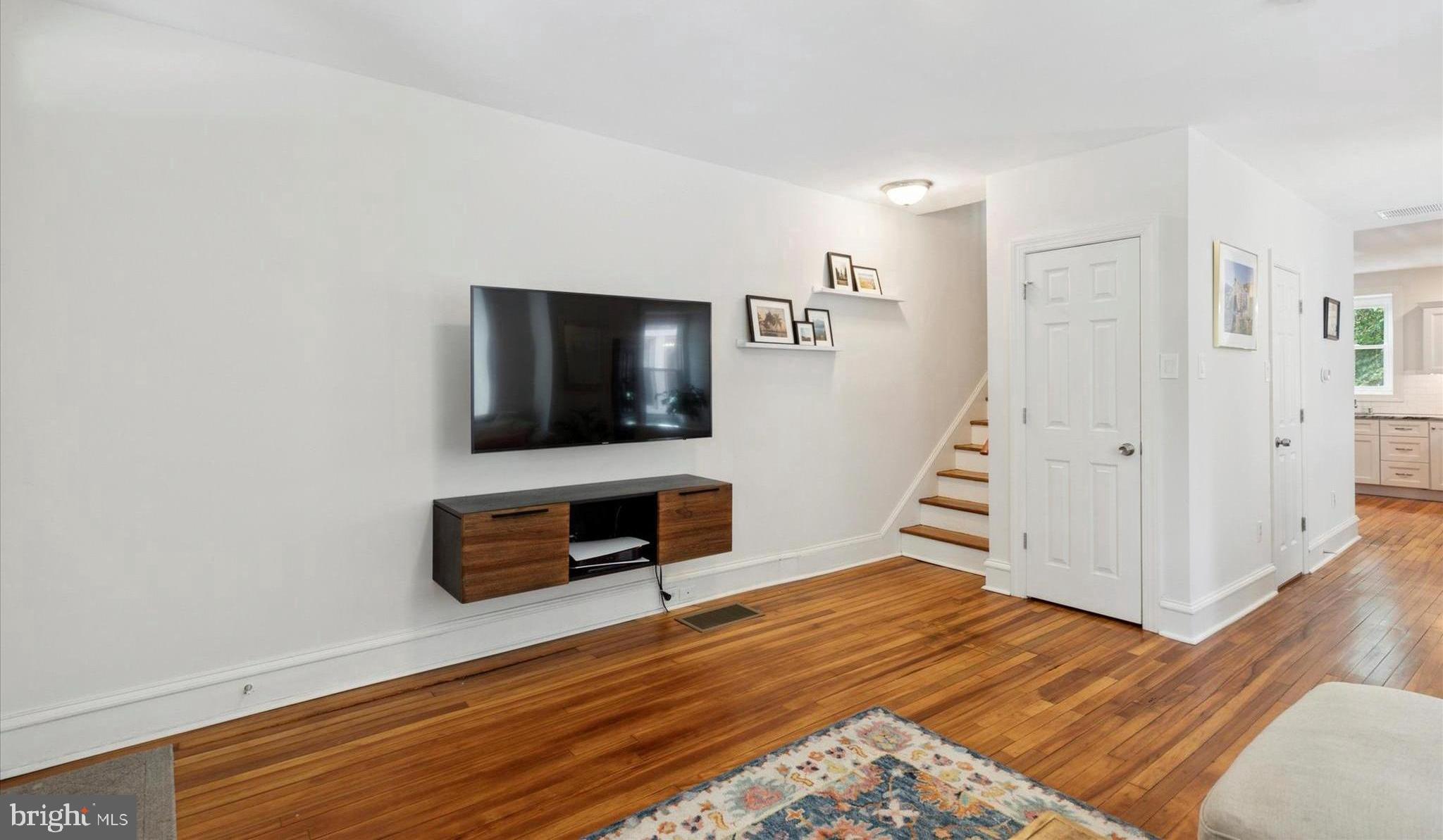 407 South Main Street Ambler, PA 19002 - Photo 5 of 29