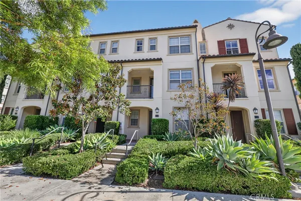 $4,500 | 228 Capricorn, Irvine, CA 92618