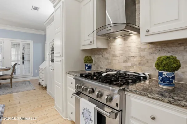 $419,900 | 402 Eastpointe Cove, Madison, MS 39110