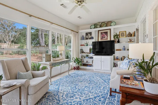 $419,900 | 402 Eastpointe Cove, Madison, MS 39110