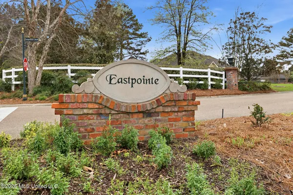 $419,900 | 402 Eastpointe Cove, Madison, MS 39110