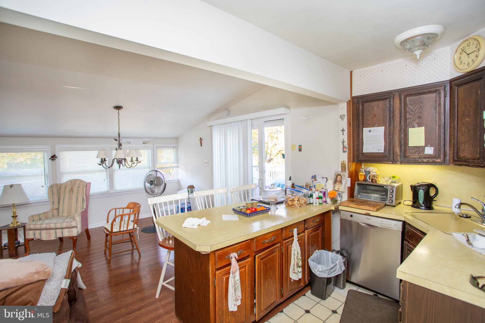 77 Davis Road Doylestown, PA 18901 - Photo 12 of 28