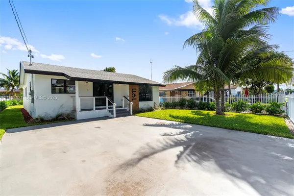 $3,400 | 1911 Southwest 57th Avenue, West Park, FL 33023