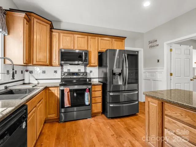 $495,000 | 1615 Oak Park Court, Iron Station, NC 28080