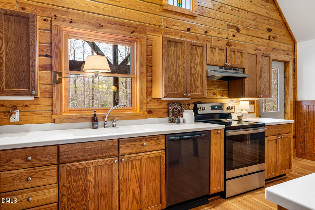 546 Oak Hill Road Pittsboro, NC 27312 - Photo 12 of 66 546OakHillRd-019