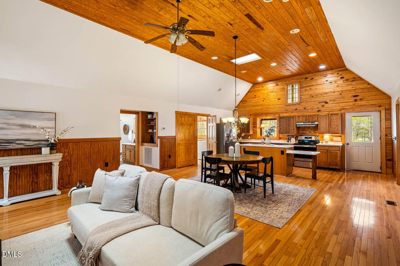 546 Oak Hill Road Pittsboro, NC 27312 - Photo 19 of 66 546OakHillRd-052