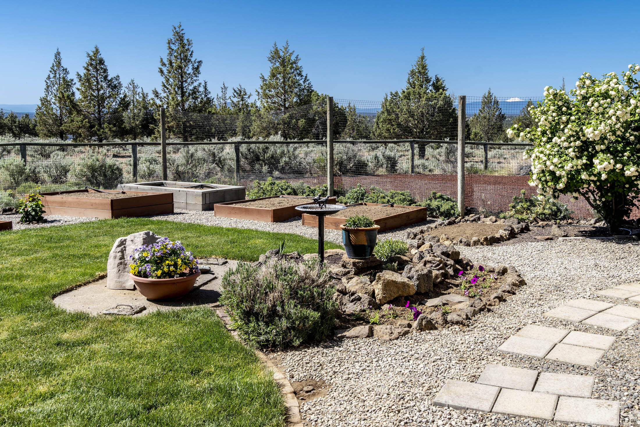 15662 Southwest Steelhead Road Terrebonne, OR 97760 - Photo 30 of 52 19