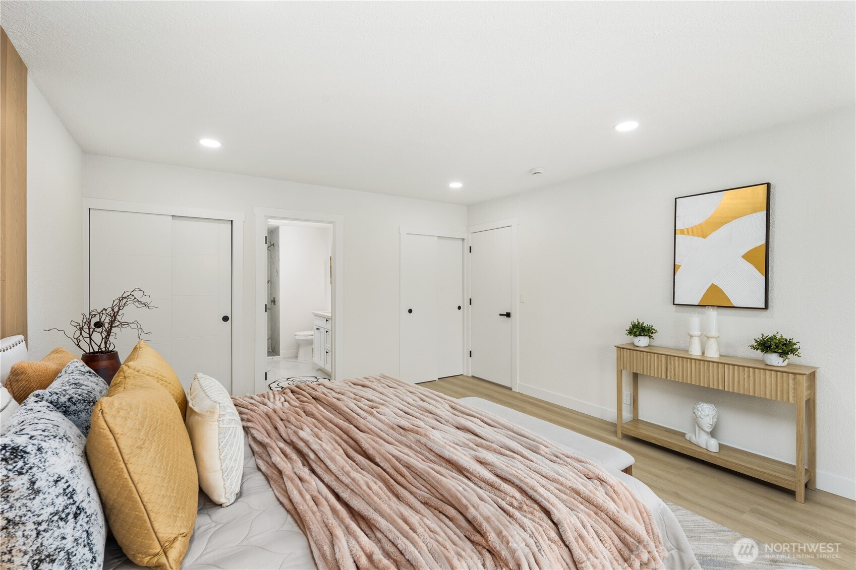 1717 Edmonds Avenue Northeast Renton, WA 98056 - Photo 15 of 32