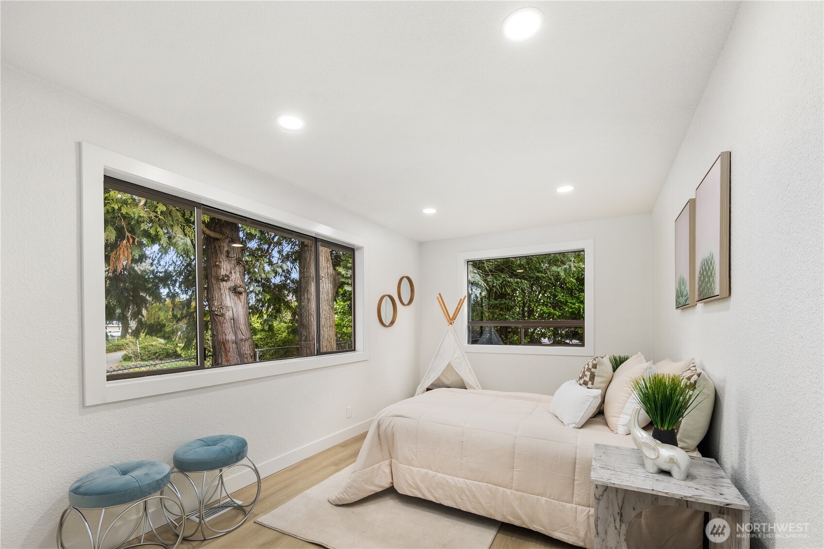 1717 Edmonds Avenue Northeast Renton, WA 98056 - Photo 22 of 32