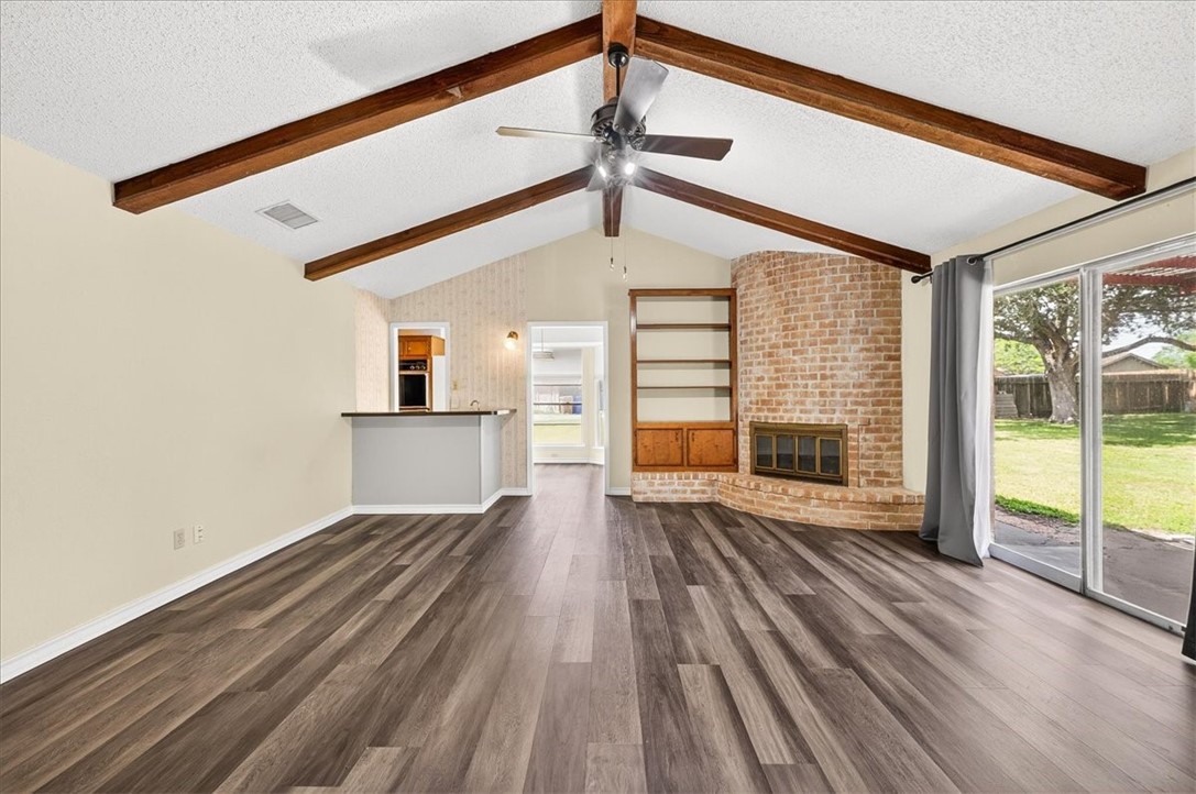 5314 Ridgewood Court Corpus Christi, TX 78413 - Photo 6 of 32