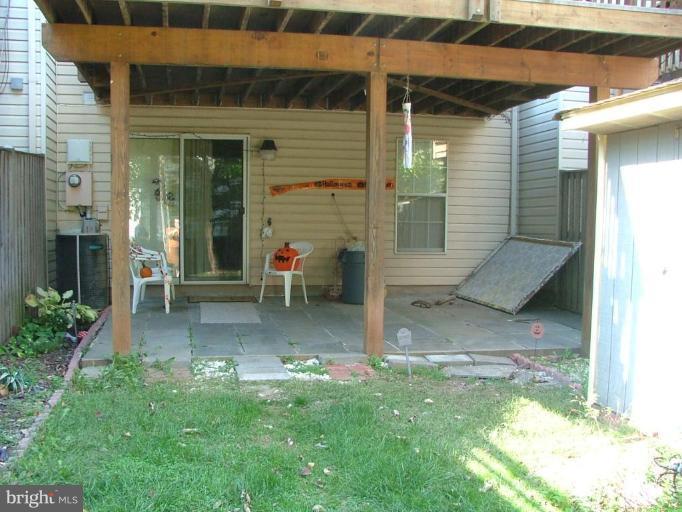 21054 Cornerpost Square Ashburn, VA 20147 - Photo 10 of 12 Patio