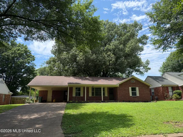 $269,000 | 8667 Chesterfield Drive, Southaven, MS 38671