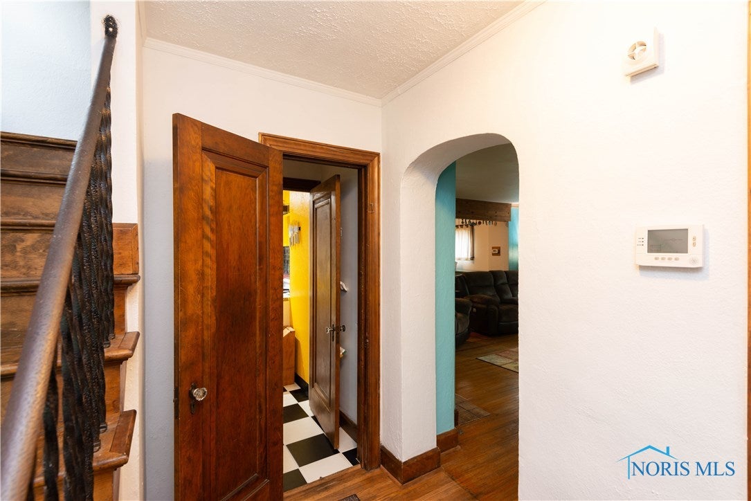 3708 Garrison Road Toledo, OH 43613 - Photo 6 of 24 Gallery Image 6