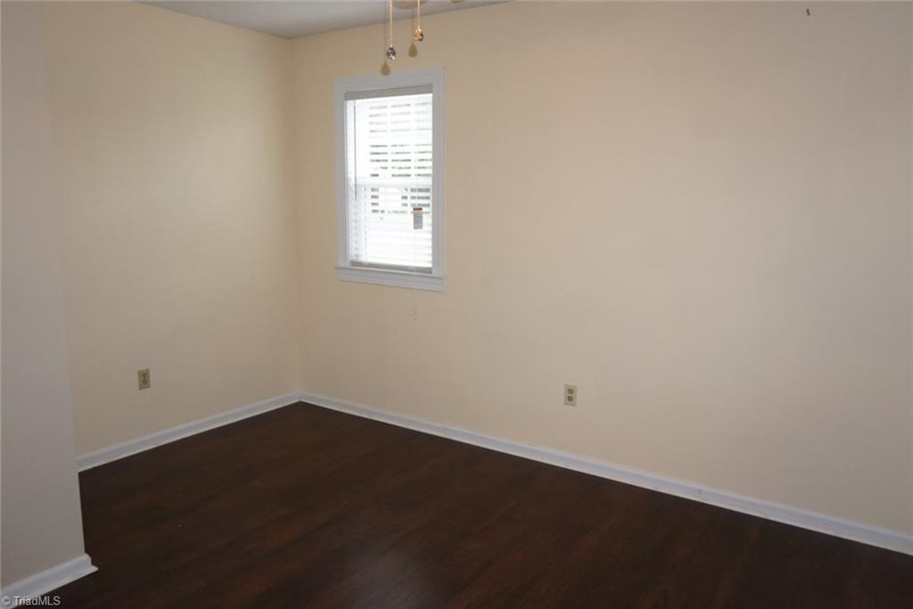228 Coolidge Avenue Mount Airy, NC 27030 - Photo 12 of 30 Gallery Image 12