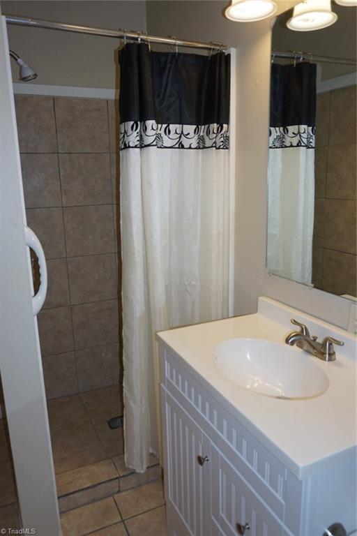 228 Coolidge Avenue Mount Airy, NC 27030 - Photo 16 of 30 Gallery Image 16