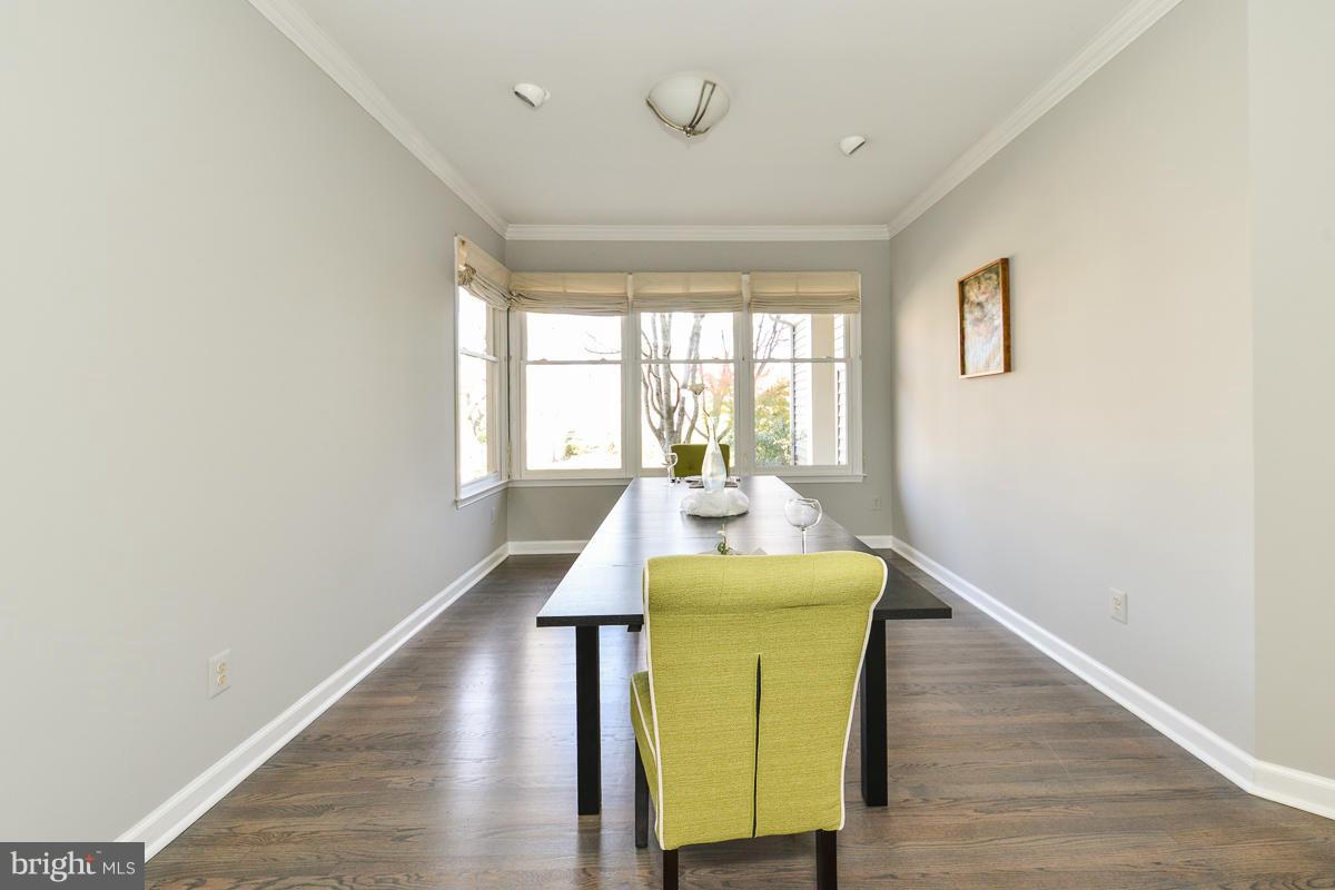 1322 Red Hawk Circle Reston, VA 20194 - Photo 11 of 26 Dining Room