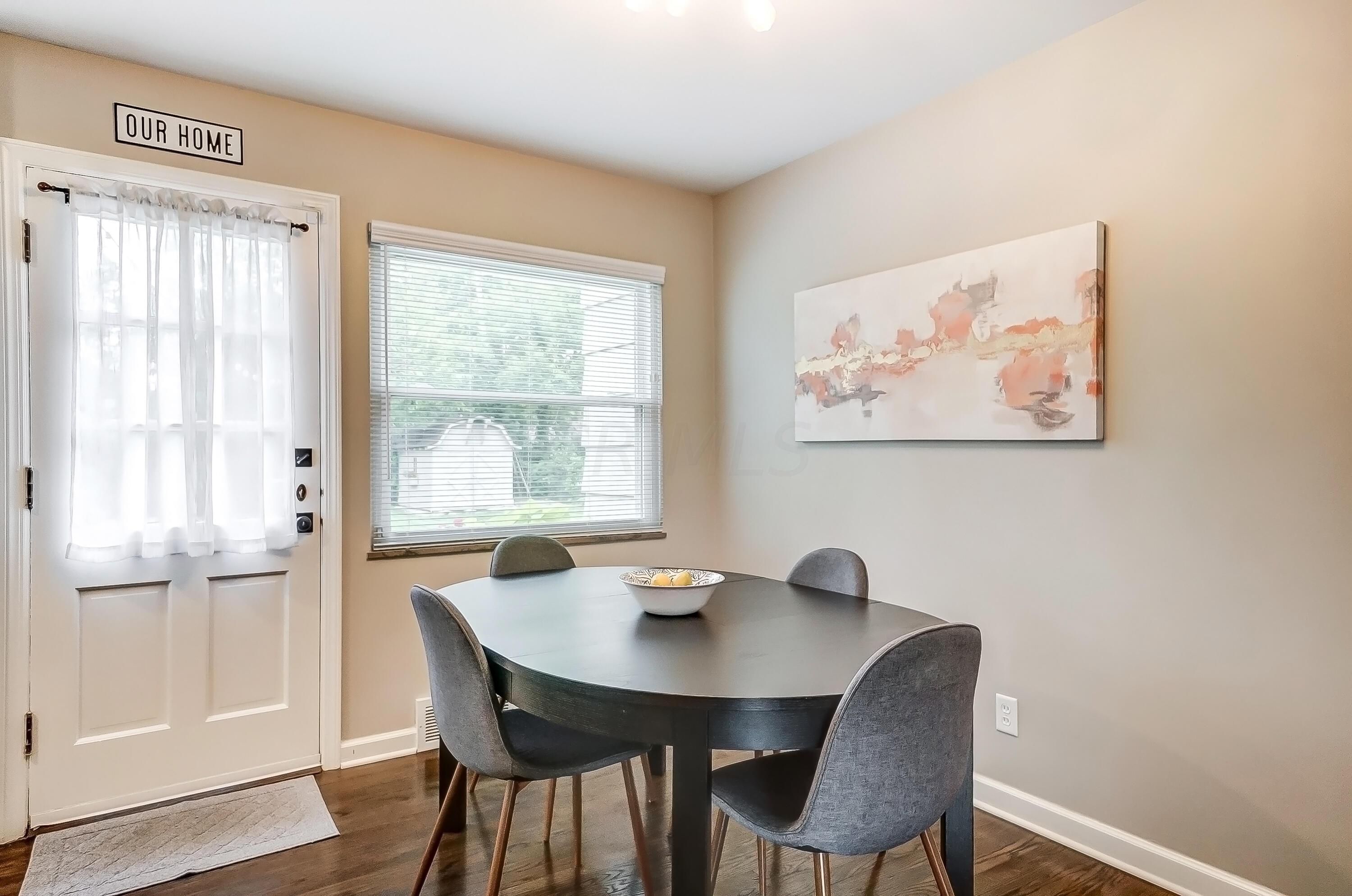 1254 Kenwick Road Columbus, OH 43209 - Photo 11 of 52 Eat-in Space