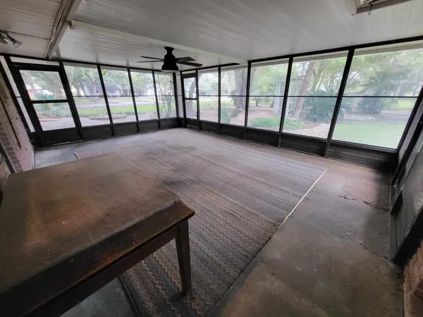 $249,000 | 706 Maple Street, Sweeny, TX 77480