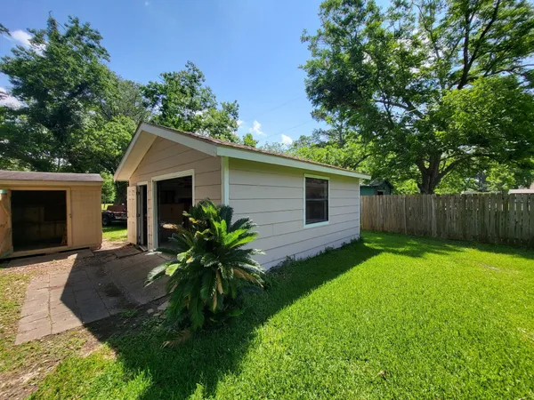 $249,000 | 706 Maple Street, Sweeny, TX 77480