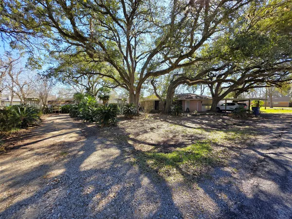 $249,000 | 706 Maple Street, Sweeny, TX 77480