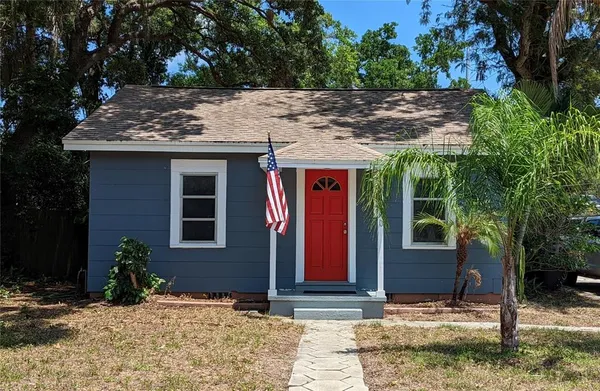 $2,200 | 1290 Idlewild Drive, Clearwater, FL 33755