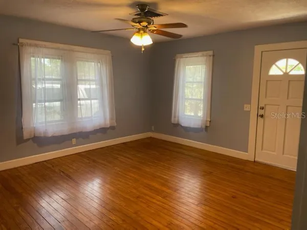 $2,200 | 1290 Idlewild Drive, Clearwater, FL 33755