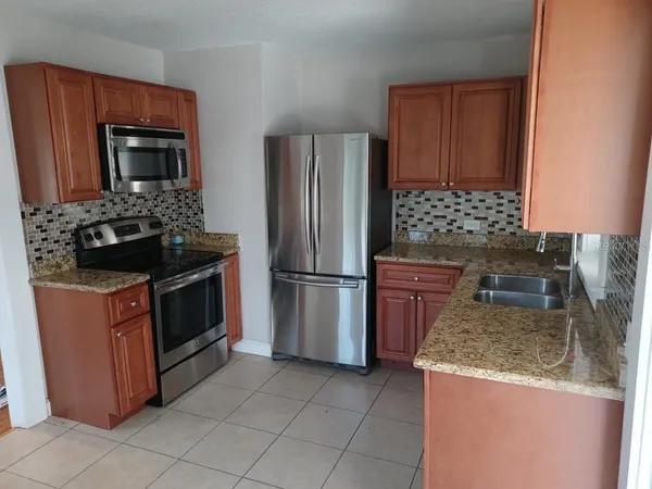 $2,200 | 1290 Idlewild Drive, Clearwater, FL 33755