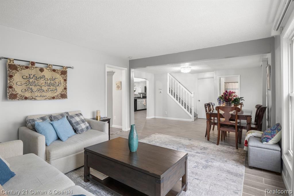 25921 Beverly Road Taylor, MI 48180 - Photo 12 of 53