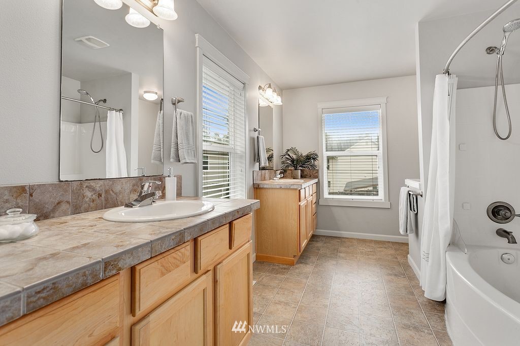 19119 13th Avenue Southeast Bothell, WA 98012 - Photo 18 of 21 Gallery Image 18