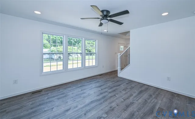 $379,950 | 2359 North Waterside Drive, Lanexa, VA 23089