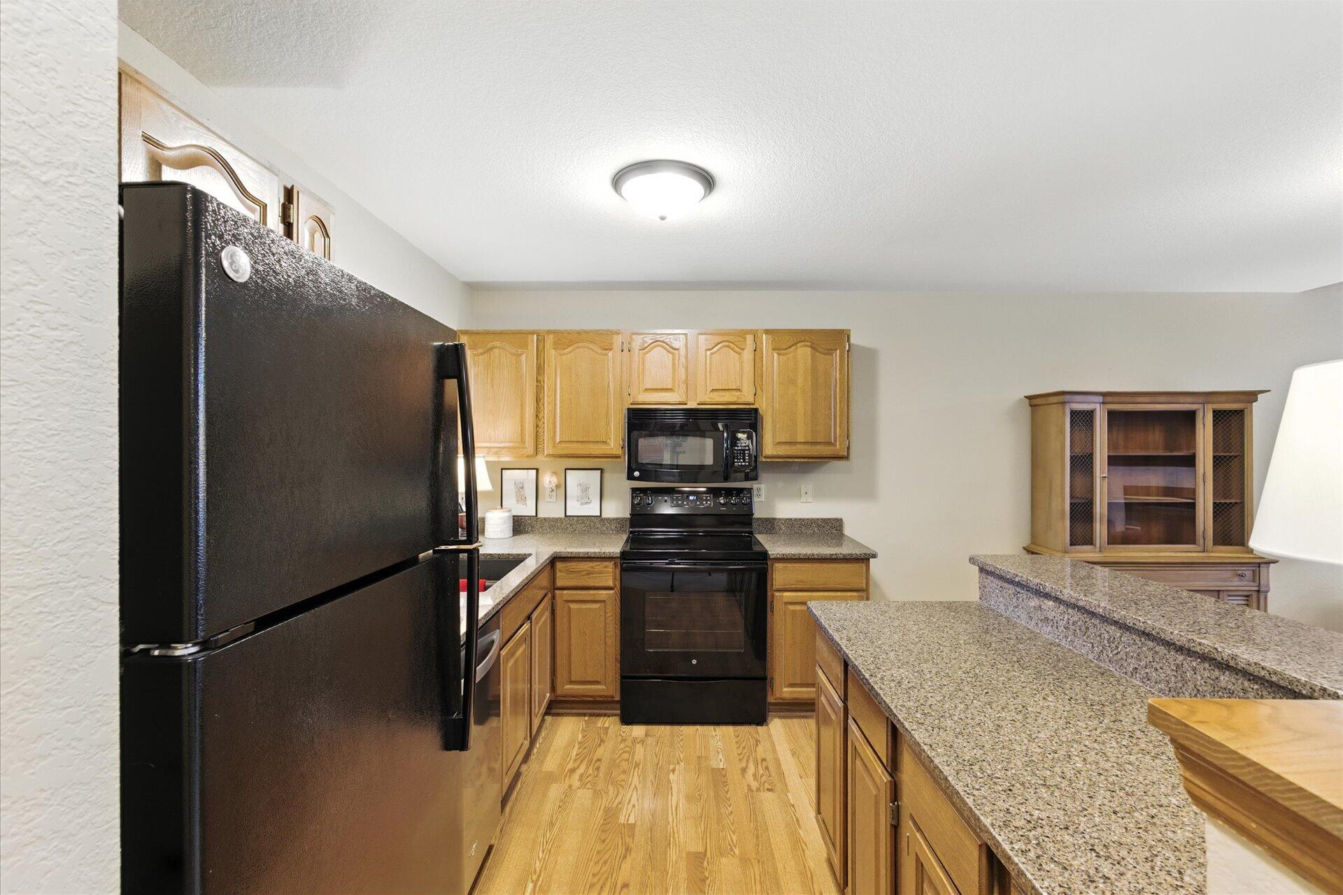 2975 River Birch Drive, Unit C Brookfield, WI 53045 - Photo 5 of 25 Kitchen