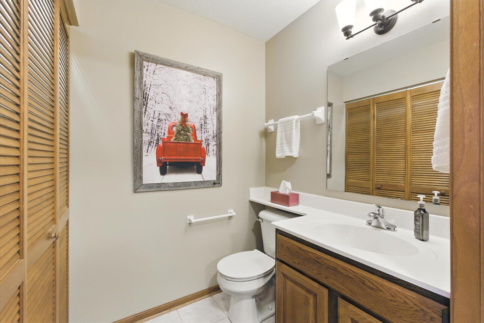 2975 River Birch Drive, Unit C Brookfield, WI 53045 - Photo 10 of 25 Half Bath