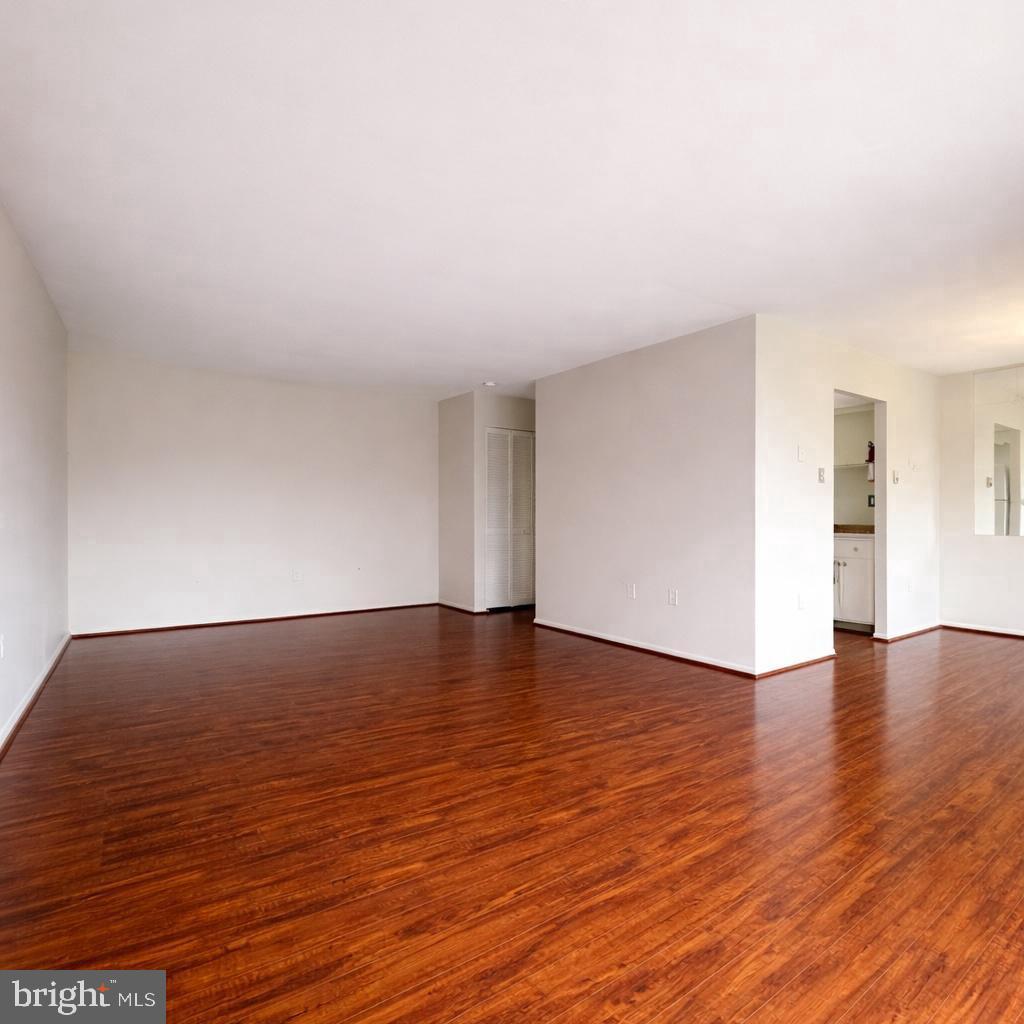 280 Bridgewater Road, Unit J5 Brookhaven, PA 19015 - Photo 4 of 15