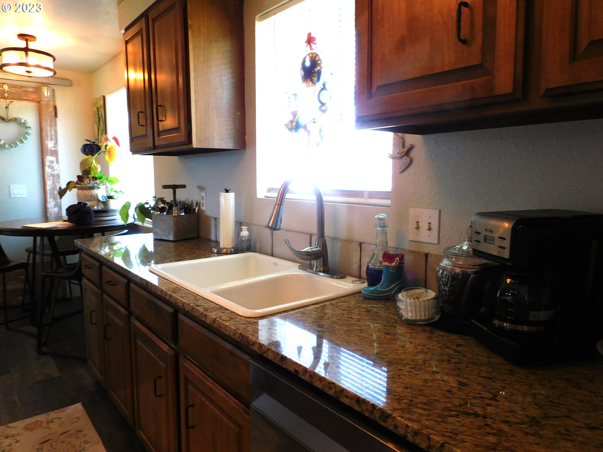 900 Doborout Street Myrtle Point, OR 97458 - Photo 11 of 46 Gallery Image 11