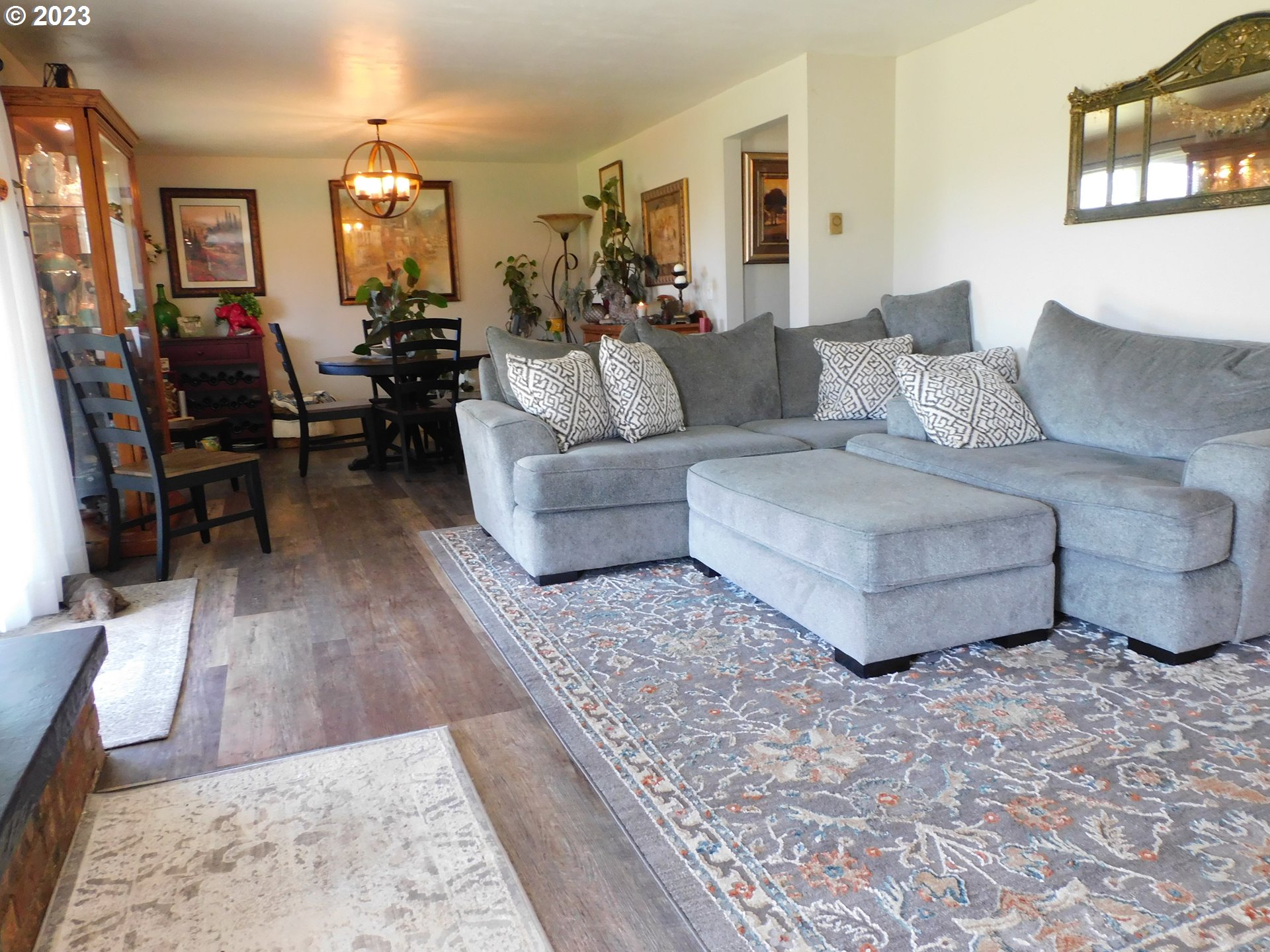 900 Doborout Street Myrtle Point, OR 97458 - Photo 5 of 46 Gallery Image 5