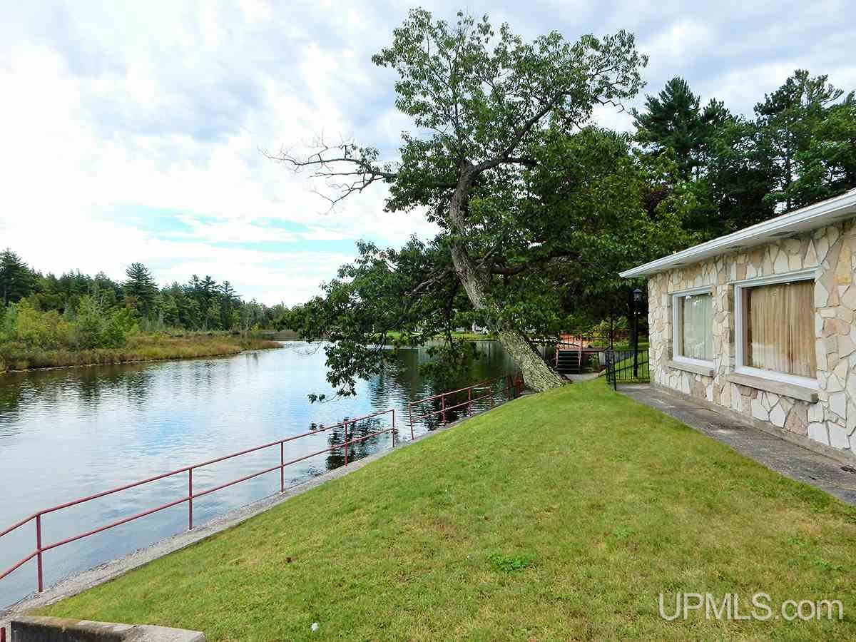 924 North Co Road Manistique, MI 49854 - Photo 15 of 32