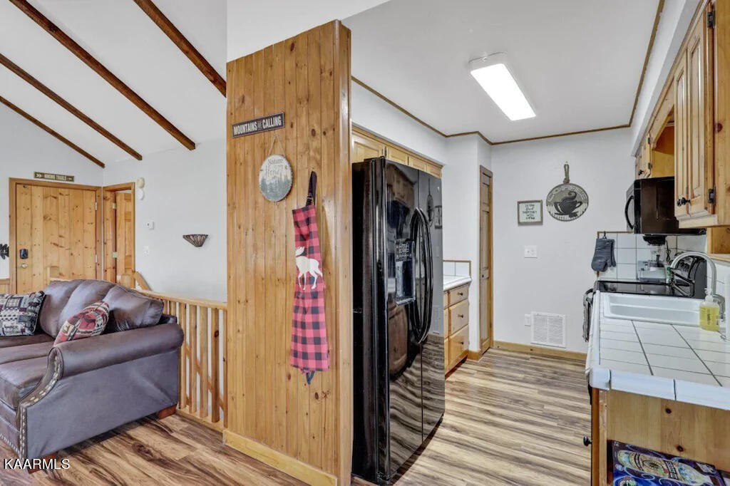 3514 Jakes Ridge Sevierville, TN 37862 - Photo 4 of 28 a living room with furniture and a fireplace