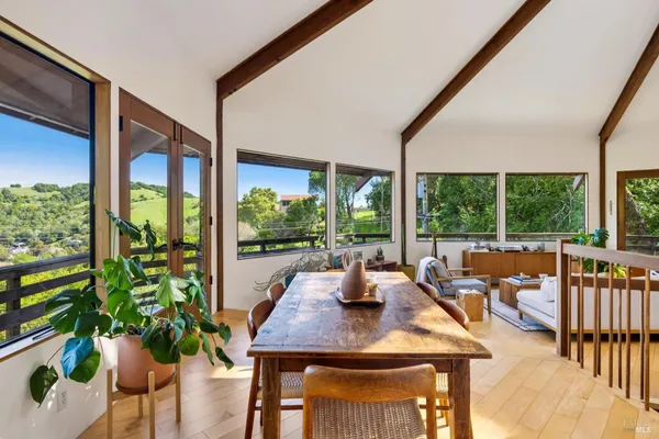 $1,995,000 | 155 De Burgh Drive, San Anselmo, CA 94960