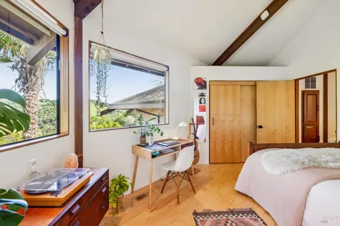 $1,995,000 | 155 De Burgh Drive, San Anselmo, CA 94960
