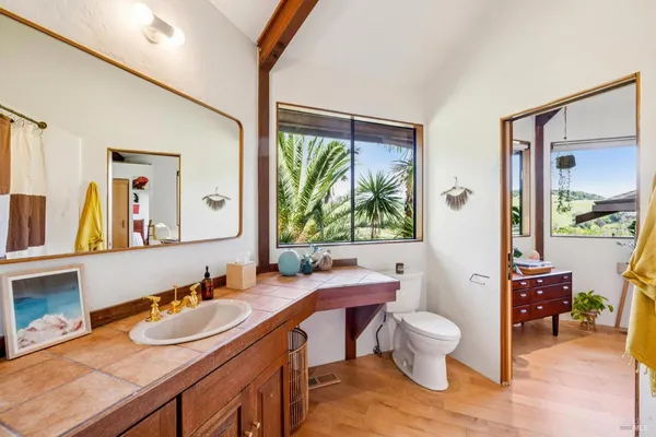 $1,995,000 | 155 De Burgh Drive, San Anselmo, CA 94960