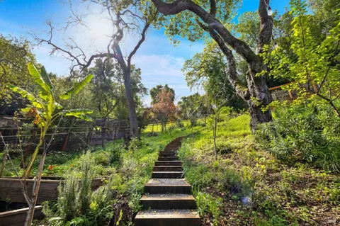 $1,995,000 | 155 De Burgh Drive, San Anselmo, CA 94960