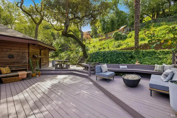 $1,995,000 | 155 De Burgh Drive, San Anselmo, CA 94960