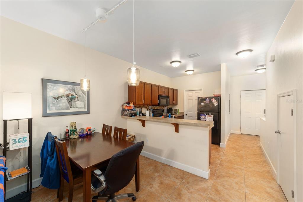 2915 Southwest 35th Place, Unit 102 Gainesville, FL 32608 - Photo 11 of 32