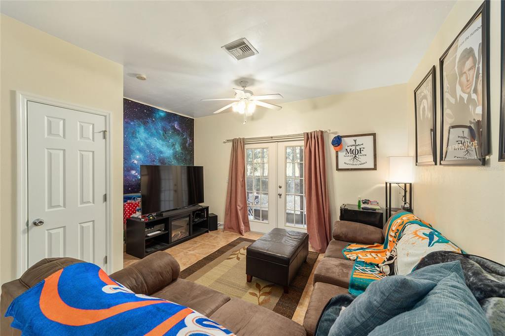 2915 Southwest 35th Place, Unit 102 Gainesville, FL 32608 - Photo 13 of 32