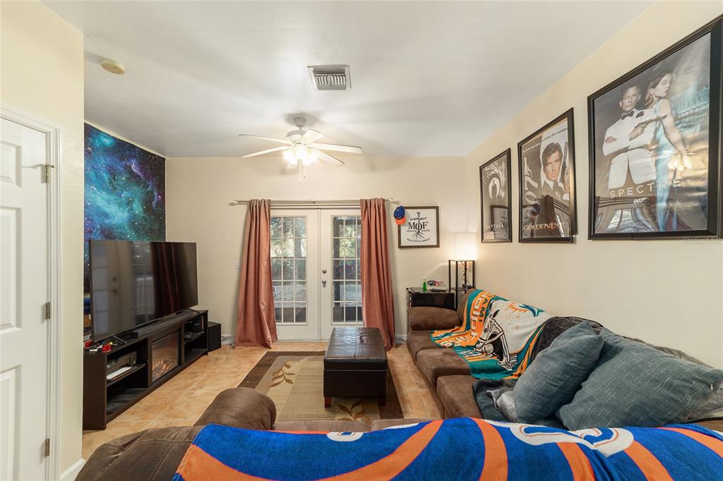 2915 Southwest 35th Place, Unit 102 Gainesville, FL 32608 - Photo 14 of 32