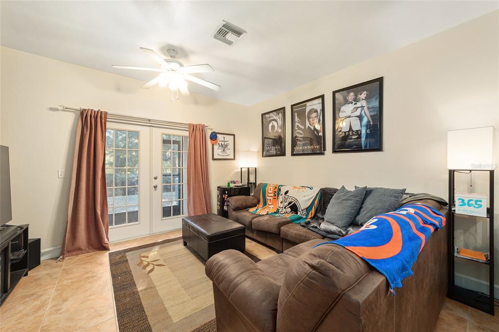 2915 Southwest 35th Place, Unit 102 Gainesville, FL 32608 - Photo 15 of 32