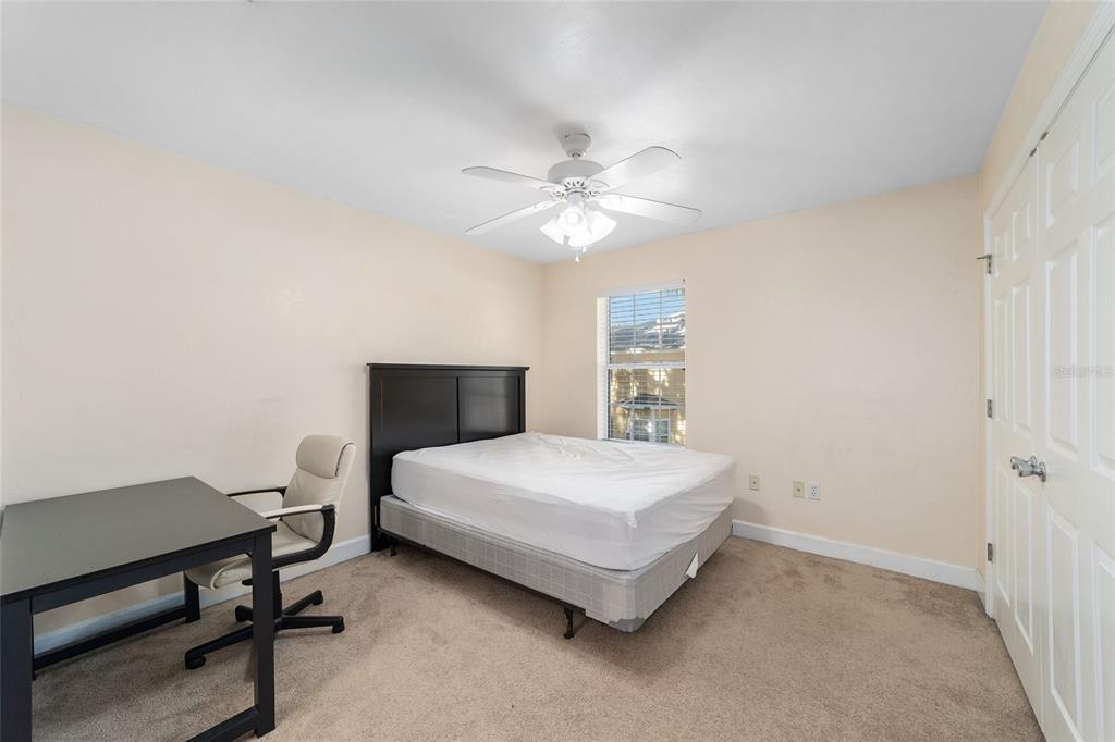 2915 Southwest 35th Place, Unit 102 Gainesville, FL 32608 - Photo 27 of 32