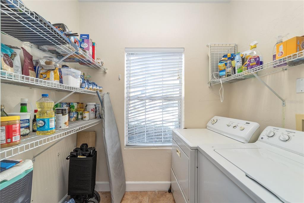 2915 Southwest 35th Place, Unit 102 Gainesville, FL 32608 - Photo 9 of 32